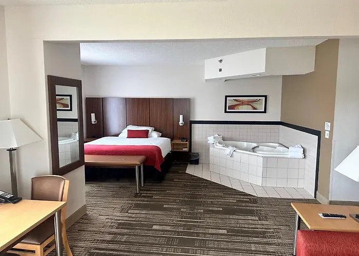 Northfield And Conference Center Hotel