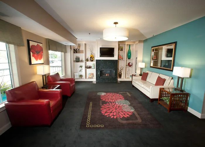 Northfield And Conference Center Hotel