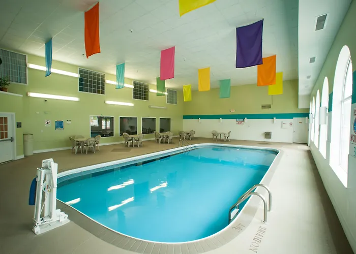 Northfield And Conference Center 3*