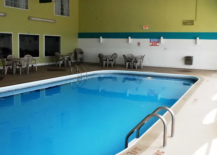 Hotel Northfield And Conference Center 3*