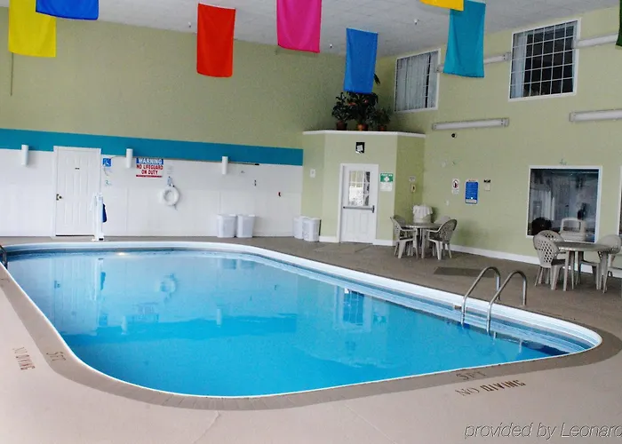 Hotel Northfield And Conference Center